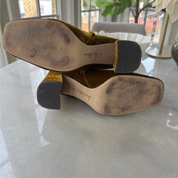 Sam Edelman booties. Size 8 - Picture 6 of 7
